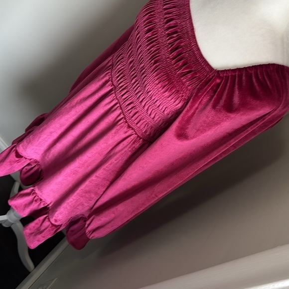 LC Lauren Conrad Smocked Velvet Long Sleeve Mini Dress Wine Chalet Red Pink NWT - Picture 4 of 11